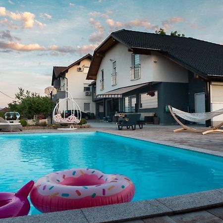 Villa De Luxe Bihać Kültér fotó