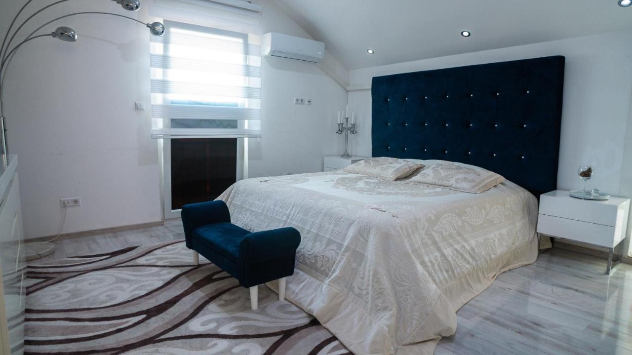 Villa De Luxe Bihać Kültér fotó