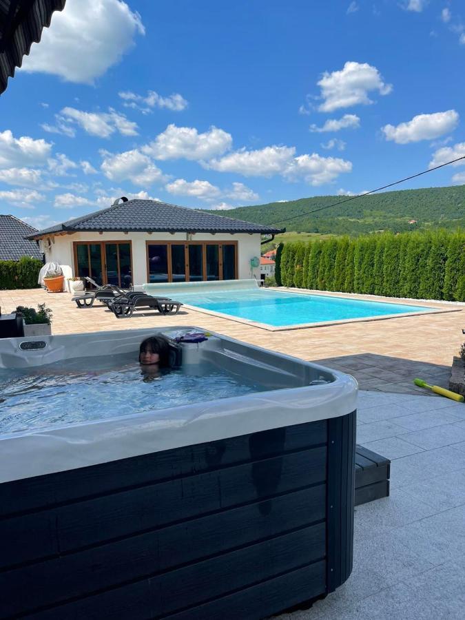 Villa De Luxe Bihać Kültér fotó
